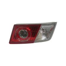 چراغ خطر عقب راست روی صندوق لیفان LIFAN 520